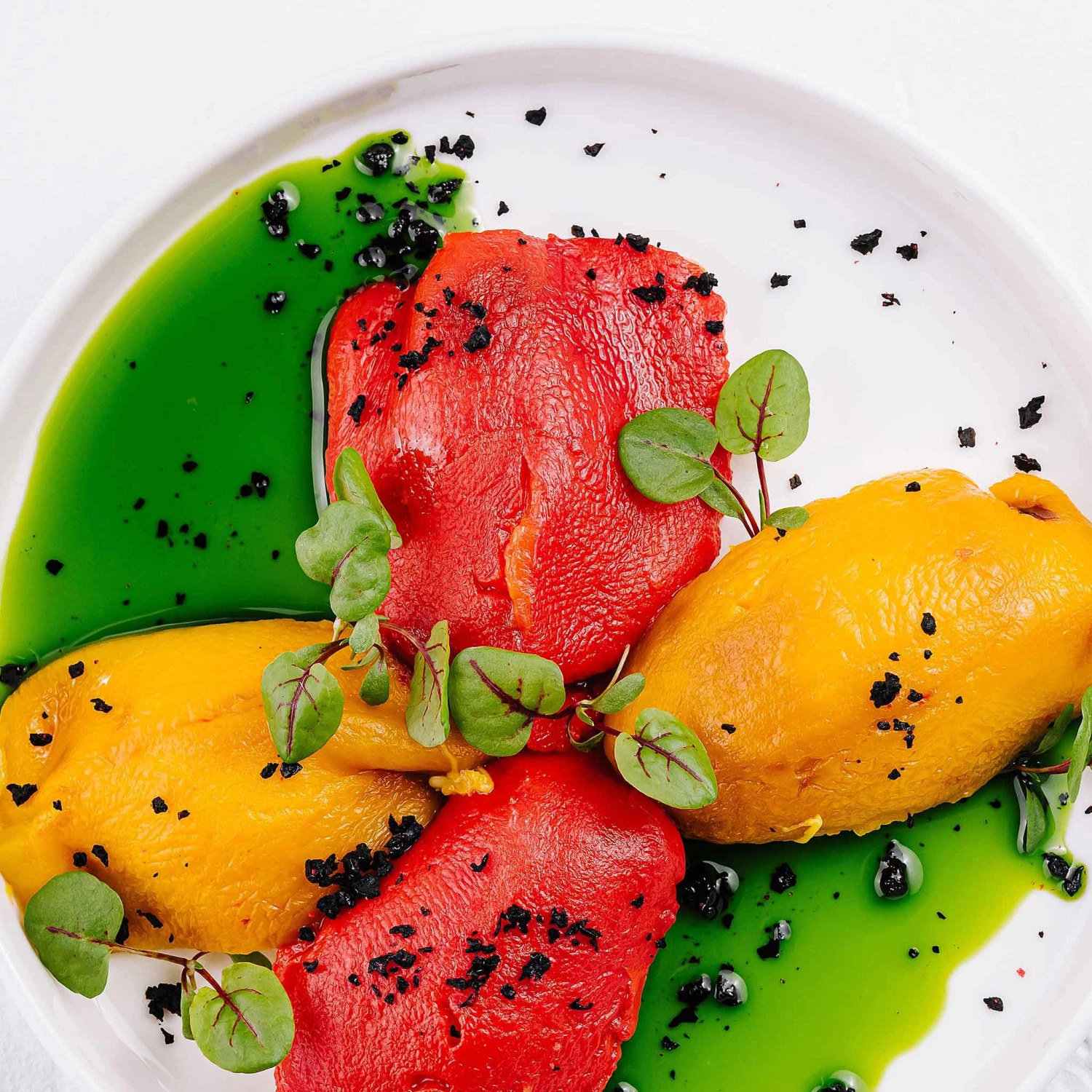 Canary Bell Sweet Pepper Seeds - Premium Heirloom Yellow Peppers 2 Canary Bell Sweet Pepper Seeds - Premium Heirloom Yellow Peppers - Image 2